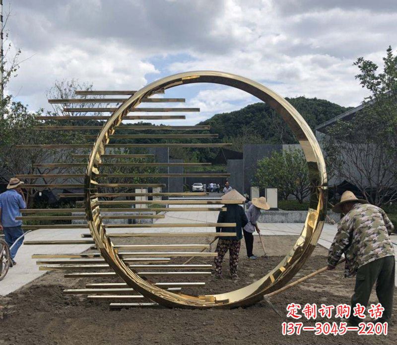 哈尔滨不锈钢圆环艺术雕塑——极致精湛的艺术美学