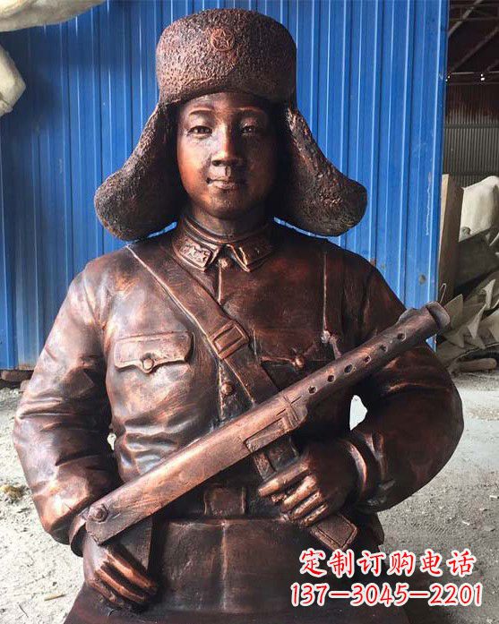 哈尔滨持枪的雷锋半身像