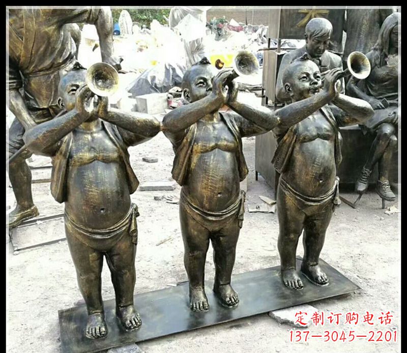 哈尔滨吹唢呐的儿童铜雕