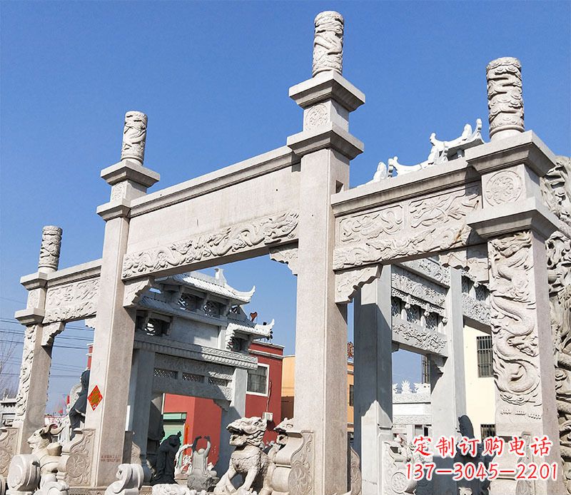 哈尔滨村庄牌坊石雕——记录着悠久历史的传承