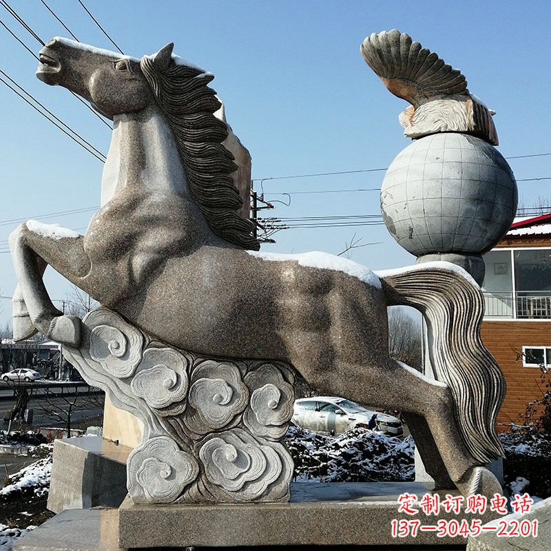 哈尔滨大理石马踏祥云雕塑