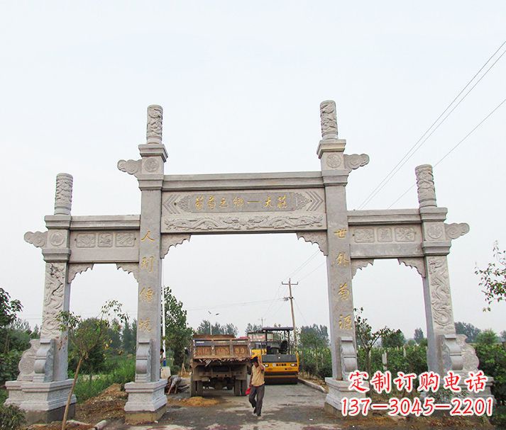 哈尔滨大理石牌坊石雕,艺术精髓永不凋零