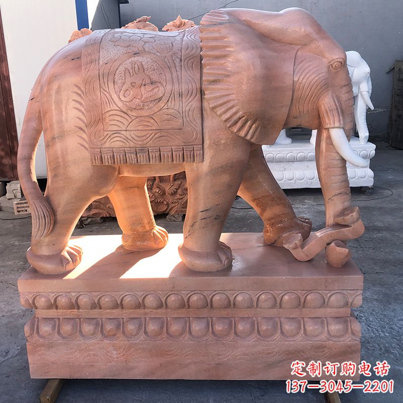 哈尔滨精美大象石雕