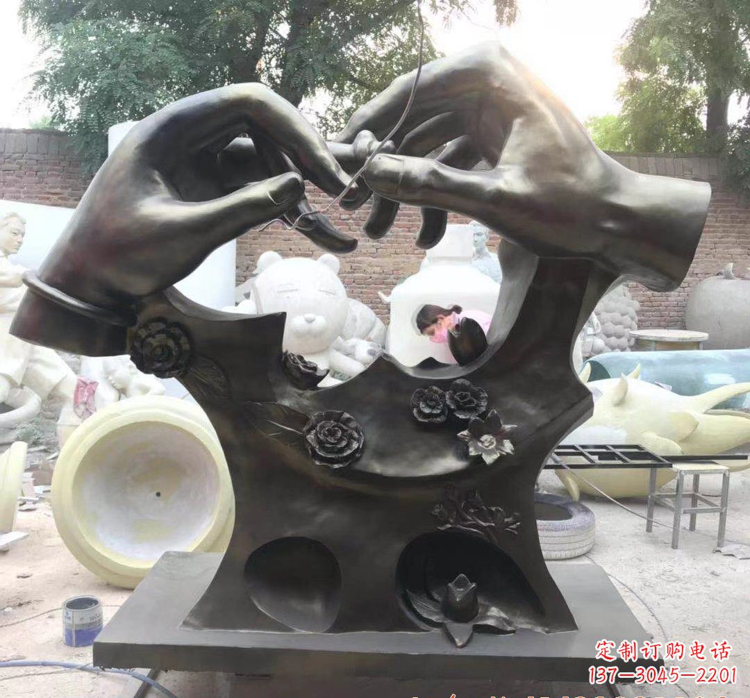 哈尔滨精美铜戒指雕塑