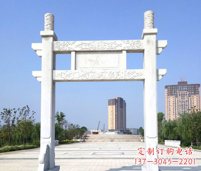 哈尔滨单门景区石牌楼