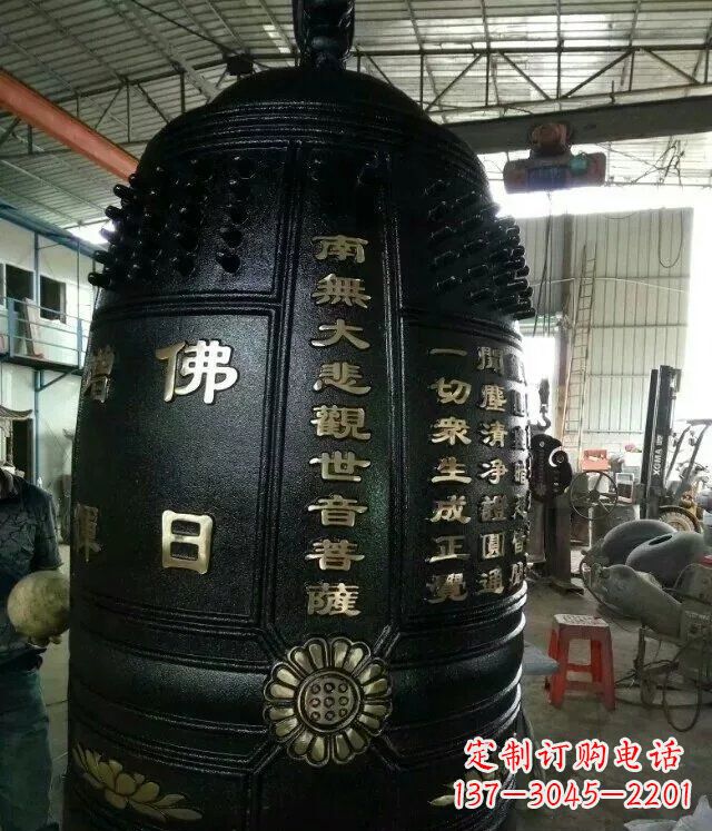 哈尔滨精美铜雕铜钟