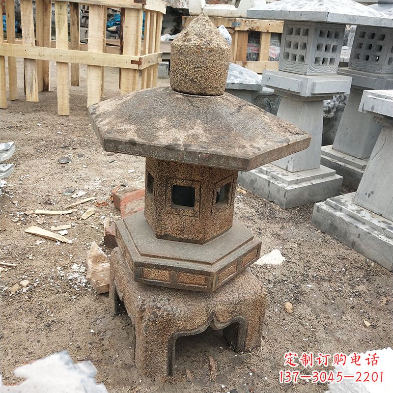 哈尔滨古雅时尚仿古石灯笼雕塑