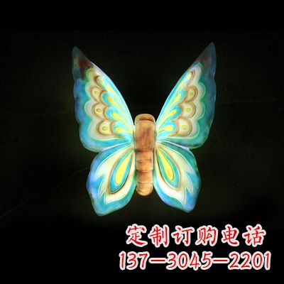 哈尔滨蓝色闪耀的夜晚——37x48x20”发光蝴蝶雕塑