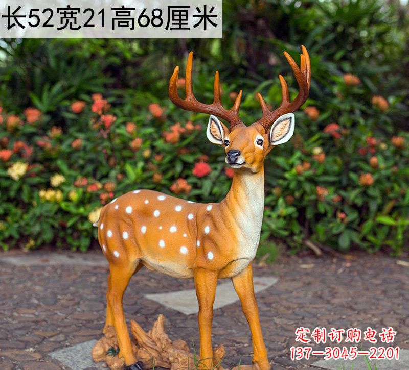 哈尔滨精美制作玻璃钢仿真梅花鹿雕塑