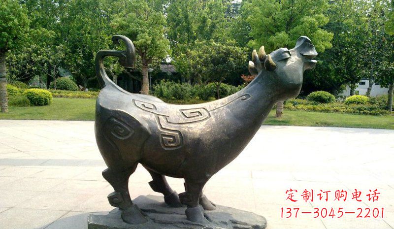 哈尔滨公园抽象牛动物铜雕 (3)
