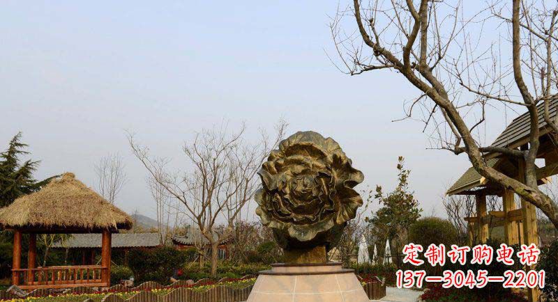 哈尔滨公园大白菜景观铜雕