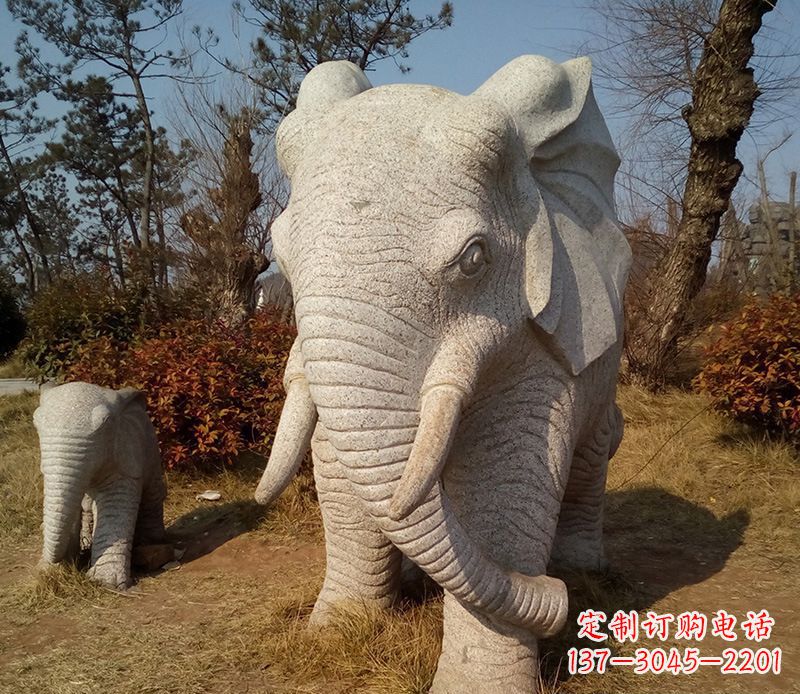 哈尔滨精美大象雕塑