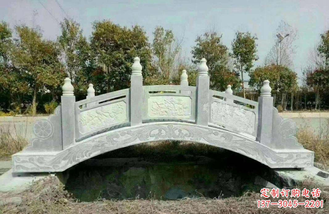 哈尔滨 传承古朴,抒发艺术,精致石桥雕塑