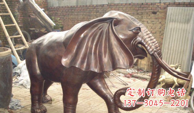 哈尔滨精美细腻的铸铜大象雕塑