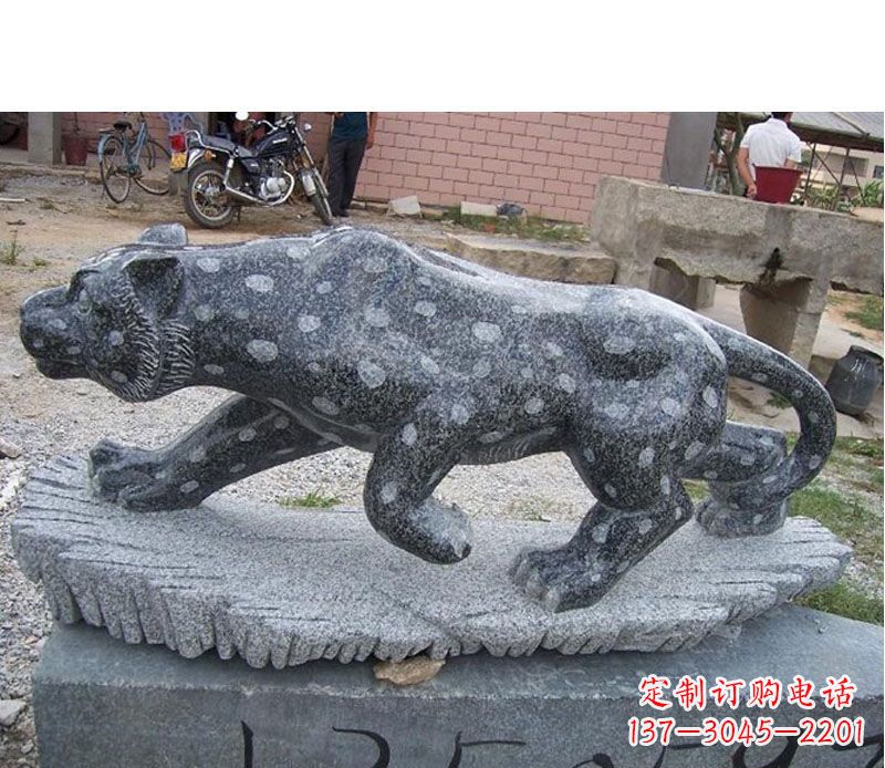 哈尔滨华美动物猎豹石雕