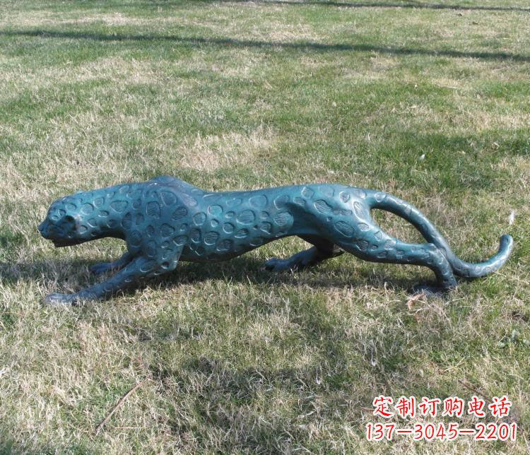 哈尔滨优质铜质金钱豹雕塑