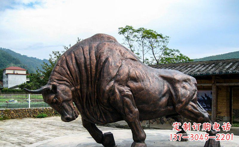 哈尔滨公园开荒牛动物铜雕