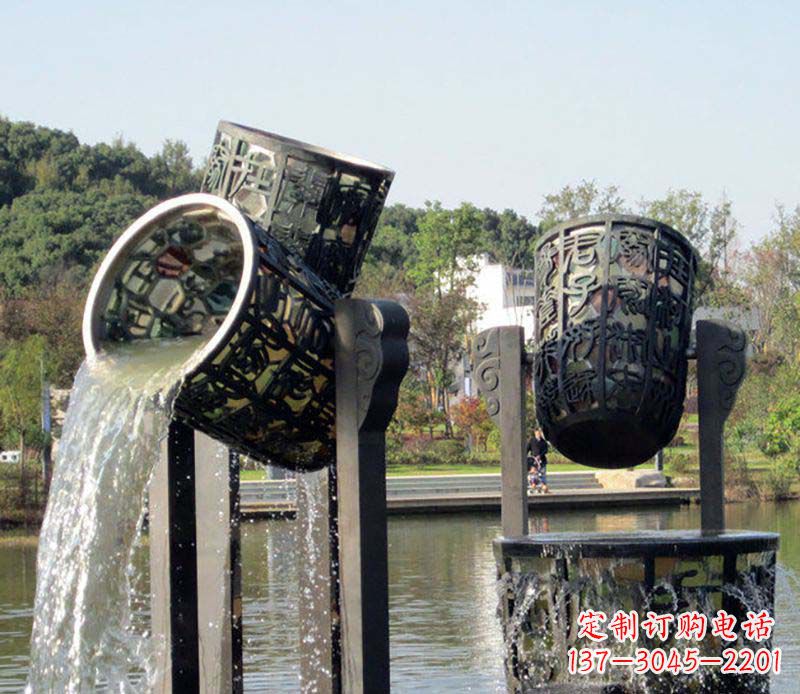 哈尔滨公园水缸喷泉铜雕