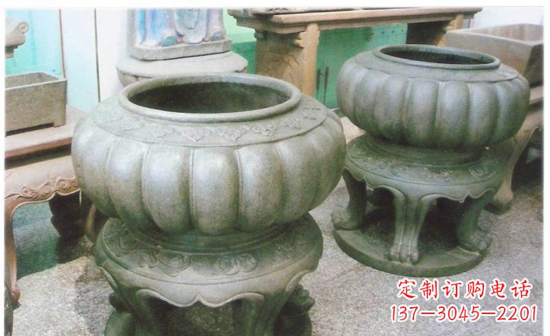 哈尔滨公园水缸景观铜雕