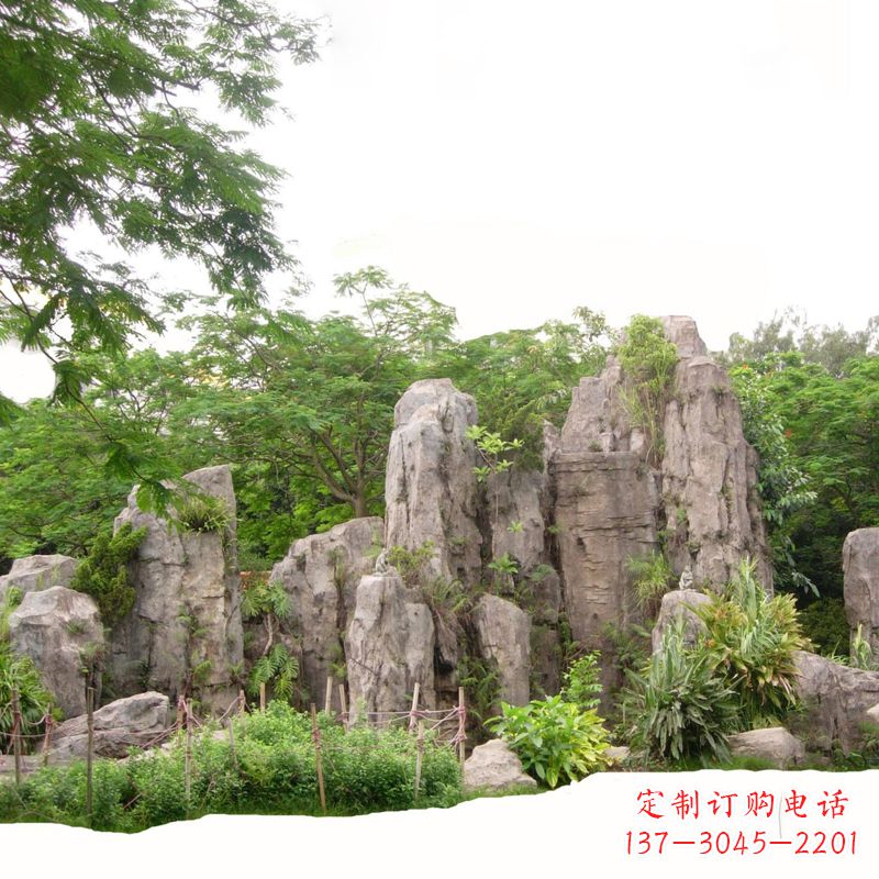 哈尔滨公园塑石假山