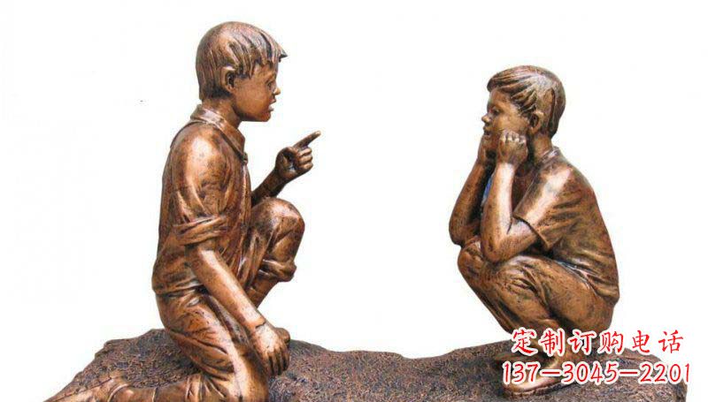 哈尔滨专业定制小品铜雕-尊贵的雕塑男孩