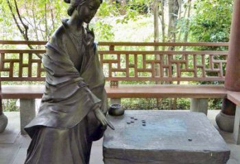 哈尔滨艺术精灵西施下棋情景雕塑