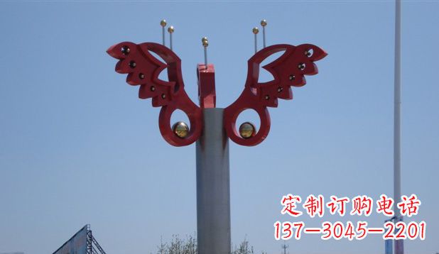 哈尔滨欣赏精美蝴蝶雕塑,感受生活的美好