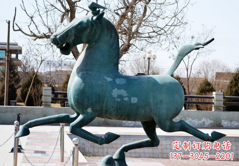 哈尔滨艺术品马踏飞燕铜雕塑