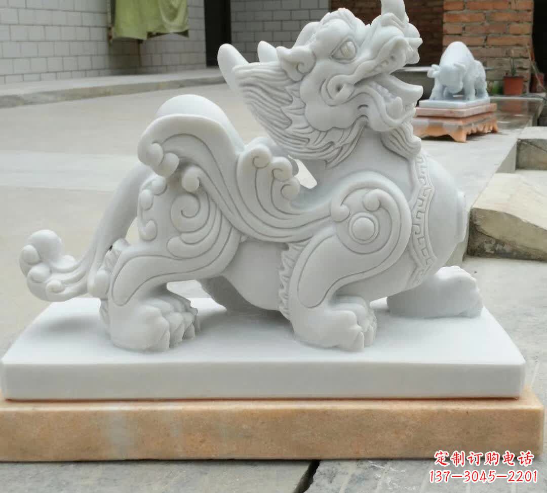 哈尔滨汉白玉神兽貔貅雕塑