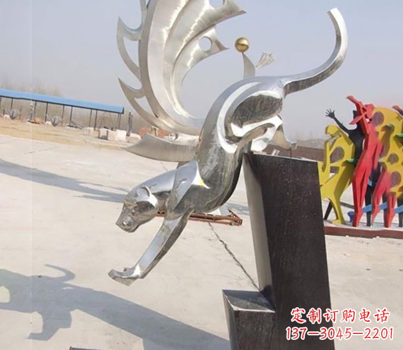 哈尔滨经典大气的不锈钢豹子雕塑