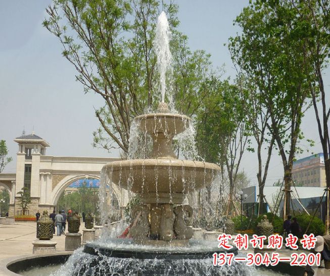 哈尔滨精美多层喷泉雕塑,营造出优美水乐园