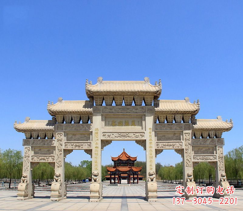 哈尔滨中领雕塑:专业定制大型建筑牌坊雕塑