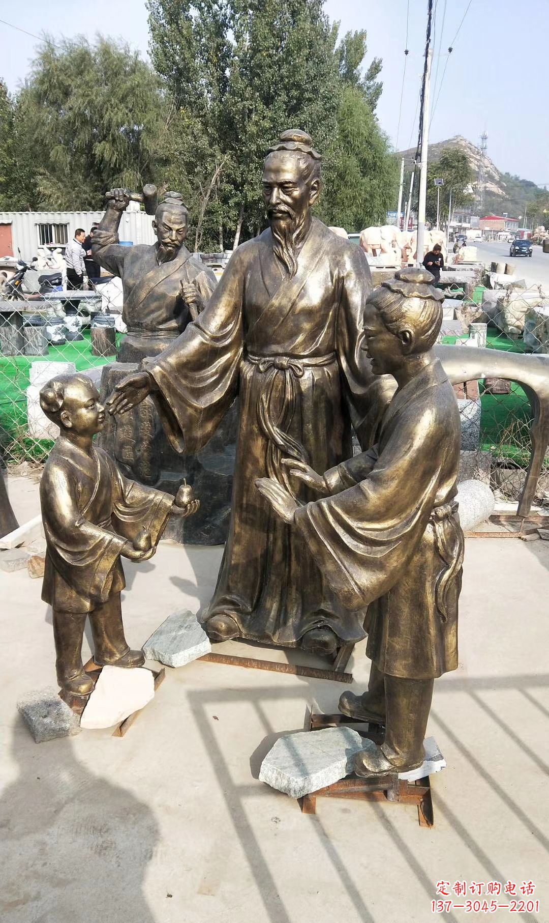 哈尔滨孔融让梨人物雕塑,传承名家之美