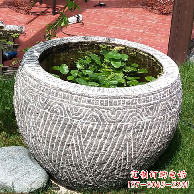 哈尔滨老青石花盆雕塑:独特的家居艺术装饰