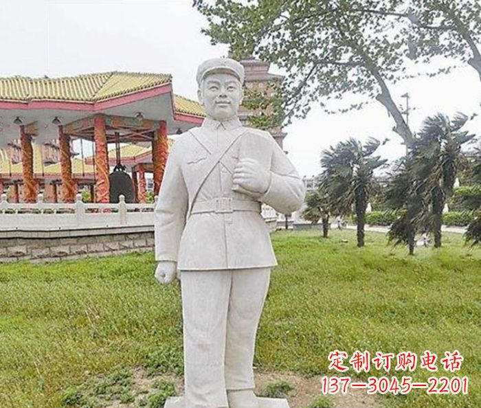 哈尔滨雷锋石雕——传承奉献精神