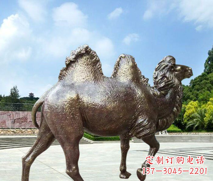 哈尔滨骆驼动物铜雕 (2)