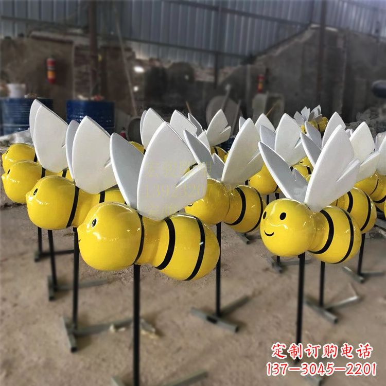 哈尔滨蜜蜂玻璃钢公园雕塑插件