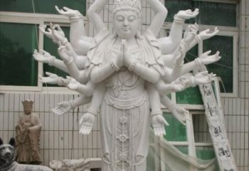 哈尔滨汉白玉千手观音雕塑，精致细腻，深具宗教意义