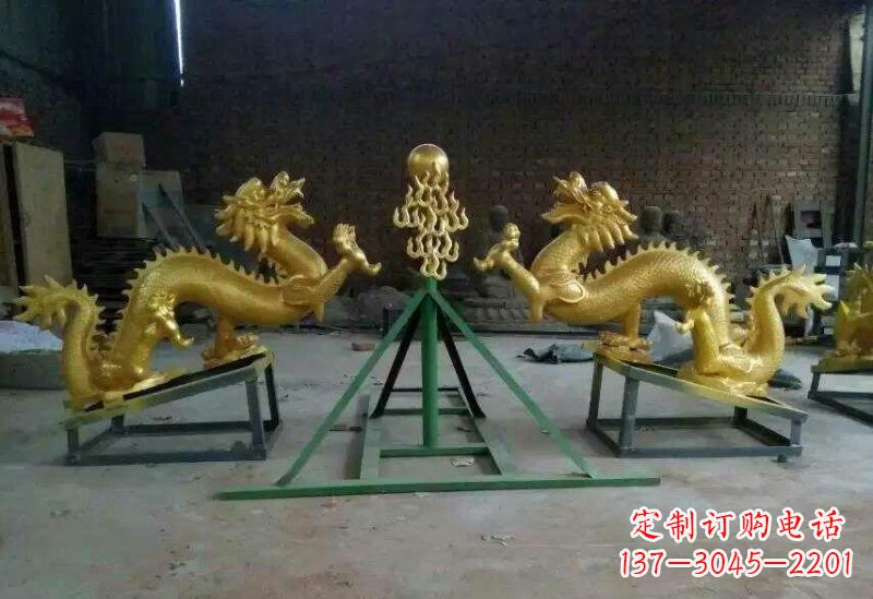 哈尔滨享受经典,领略古老传统,精美特色的双龙戏珠铜雕