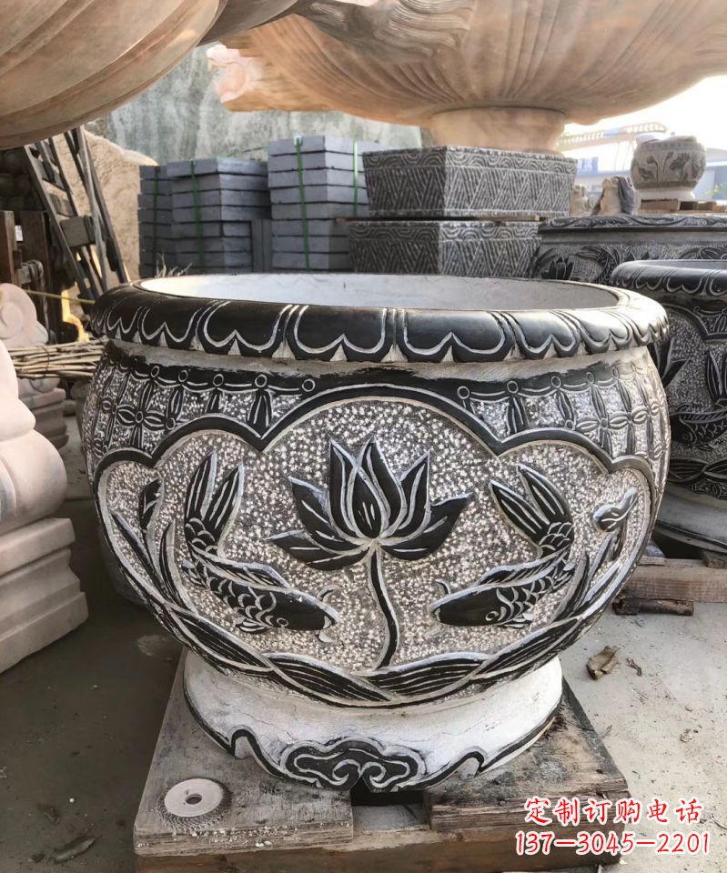 哈尔滨青石仿古荷花水缸雕塑