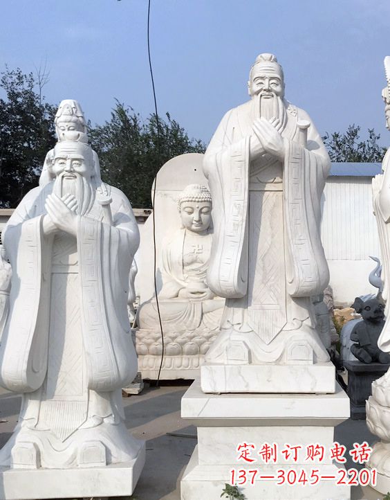 哈尔滨青石孔子雕像