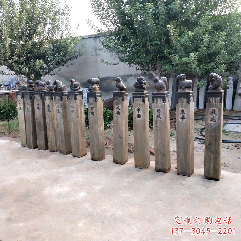 哈尔滨「十二生肖拴马桩」雕塑——让您的屋前更加精致