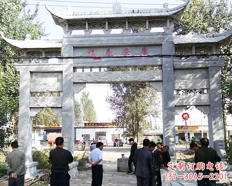 哈尔滨石雕的龙门牌坊