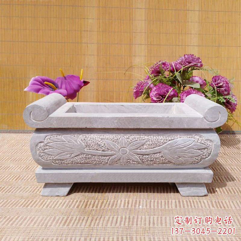 哈尔滨石雕小香炉