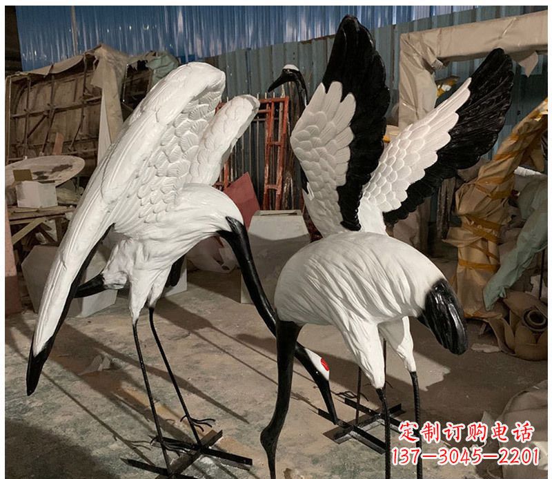 哈尔滨石雕展翅丹顶鹤动物雕塑