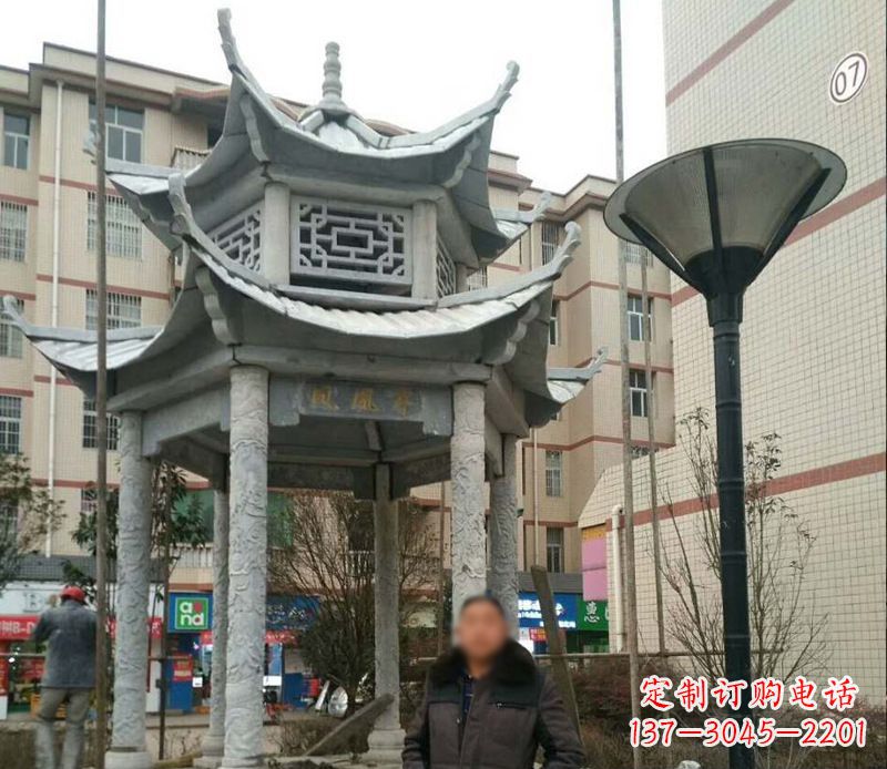 哈尔滨双层六角凉亭石雕