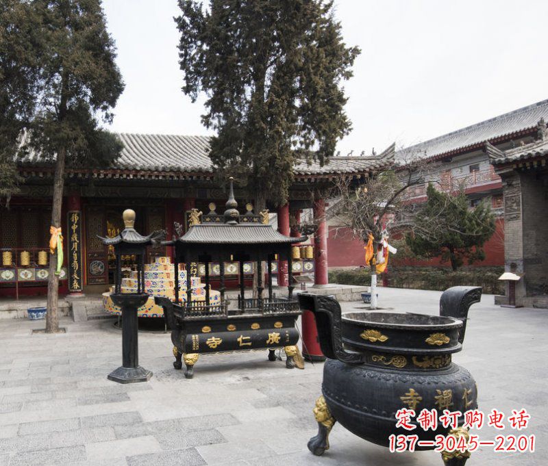 哈尔滨寺庙铜香炉铜雕