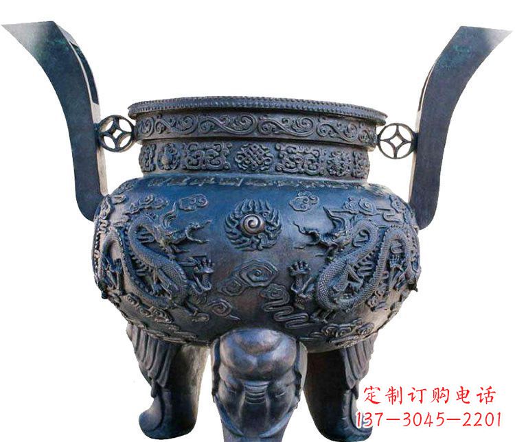 哈尔滨寺庙圆形三足鼎铜雕香炉