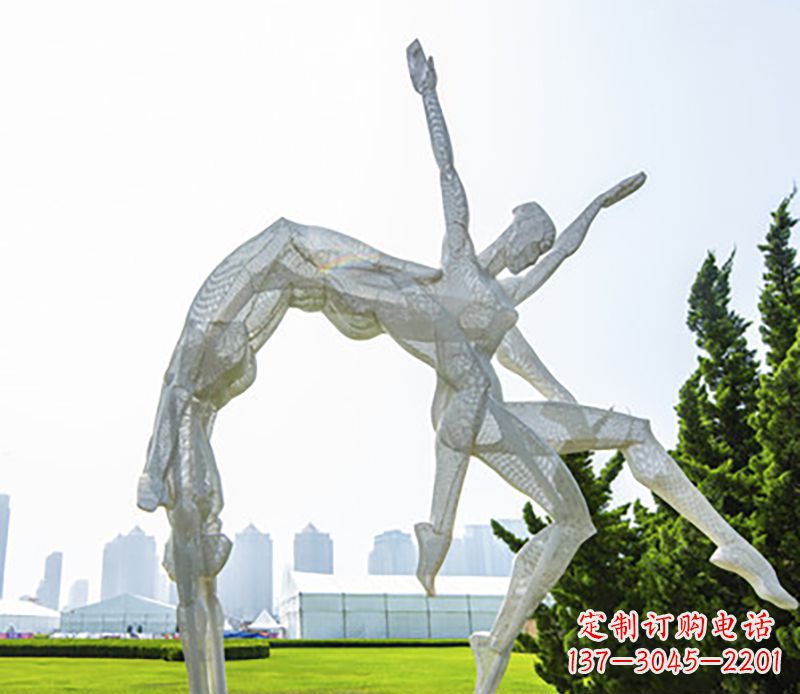 哈尔滨体操运动员不锈钢雕塑