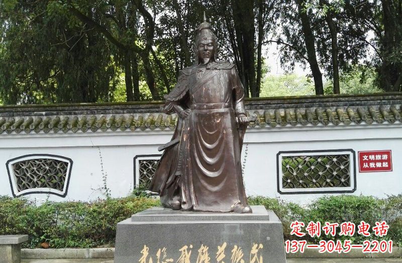 哈尔滨铜雕古代名人戚继光